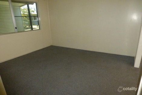 Property photo of 17 Middle Crescent Dysart QLD 4745