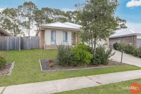 Property photo of 25 McGlinchey Crescent Thornton NSW 2322