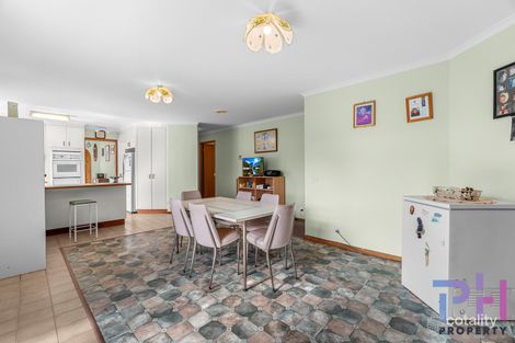 Property photo of 10 Odea Crescent Kangaroo Flat VIC 3555