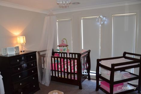 Property photo of 26 Barrima Drive Glenfield Park NSW 2650