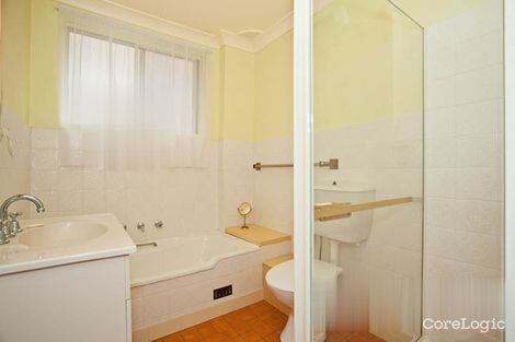 Property photo of 3/1-3 Willison Road Carlton NSW 2218