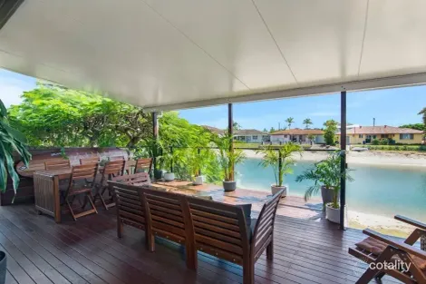 1/49 Nineteenth Ave, Palm Beach, QLD 4221
