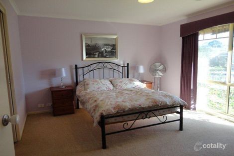 Property photo of 3 Sassafras Drive Sunbury VIC 3429