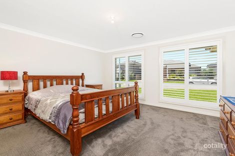Property photo of 8 Dengate Close Elderslie NSW 2570