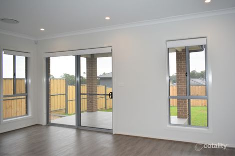 Property photo of 7 Avior Street Box Hill NSW 2765