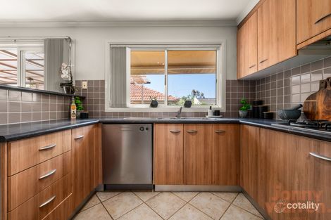 Property photo of 7 Colverwell Crescent Jerrabomberra NSW 2619