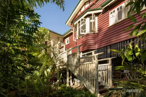 Property photo of 16 Bredden Street Chapel Hill QLD 4069