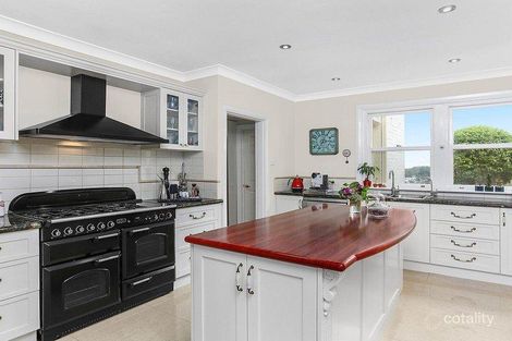 Property photo of 4 Bolwarra Crescent Castle Hill NSW 2154