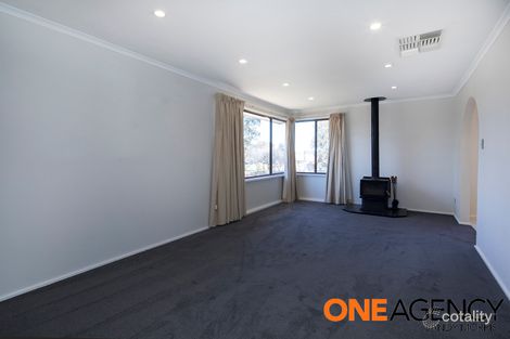 Property photo of 22 Vansittart Crescent Kambah ACT 2902