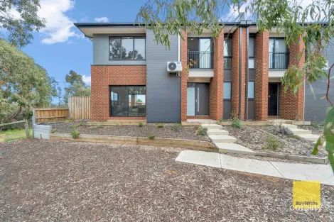 8/4 Westonbury Dr, Truganina, VIC 3029