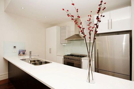 Property photo of 18 Hamilton Place Adelaide SA 5000
