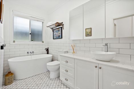 Property photo of 17 Kilbirnie Place Figtree NSW 2525