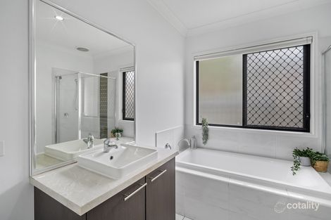 Property photo of 35 Sevenhill Place Doolandella QLD 4077