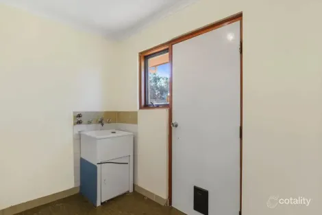 Property photo of 13 Bundarra Court Craigmore SA 5114
