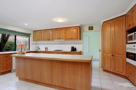 Property photo of 28 Collins Place Ringwood North VIC 3134