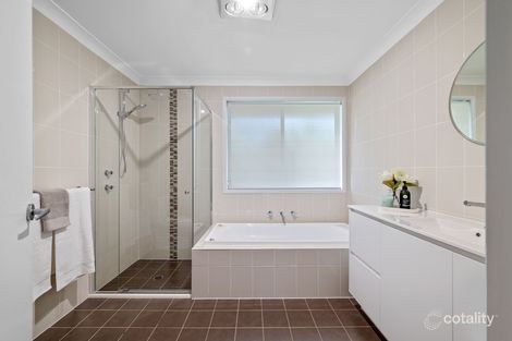 Property photo of 20 Atlantic Boulevard Glenfield NSW 2167