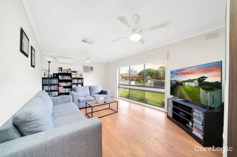 Property photo of 36 Cormorant Crescent Werribee VIC 3030