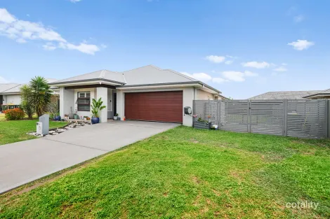 3 Apple St, Fern Bay, NSW 2295