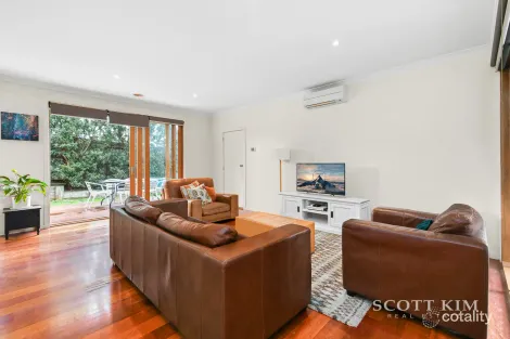 Property photo of 2/48 Torroodun Street Mount Waverley VIC 3149