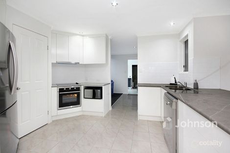 Property photo of 4 Cornwall Close Heritage Park QLD 4118