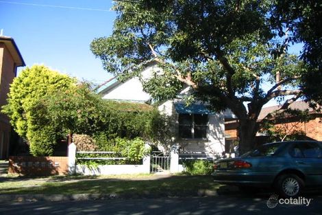 42 Seventh Ave, Campsie, NSW 2194