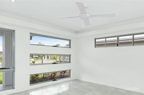 Property photo of 10 Thornborough Circuit Smithfield QLD 4878