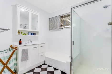 Property photo of 16 Wangarah Street Bracken Ridge QLD 4017