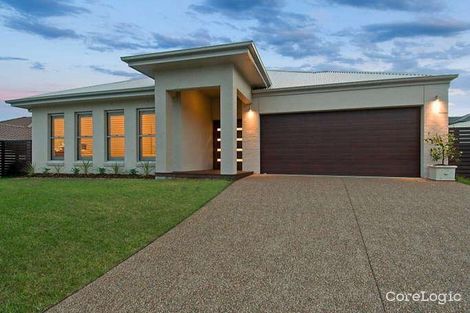 25 Stanley Cl, Bolwarra Heights, NSW 2320