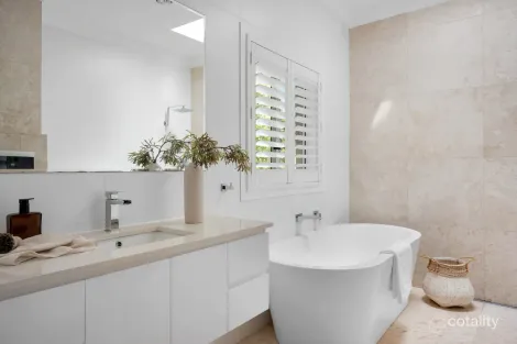 Property photo of 9 Reserve Street West Wollongong NSW 2500