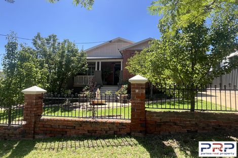 17 Hill St, Parkes, NSW 2870