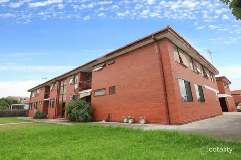 2/11 Owen St, Footscray, VIC 3011