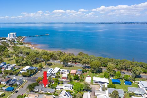 35 Blakeney St, Woody Point, QLD 4019