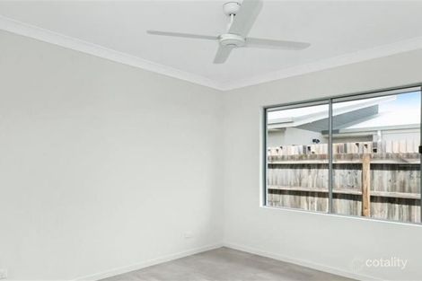 Property photo of 10 Thornborough Circuit Smithfield QLD 4878