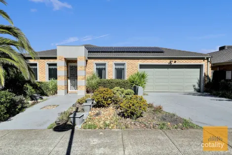 6 Lord Nolan St, Kurunjang, VIC 3337