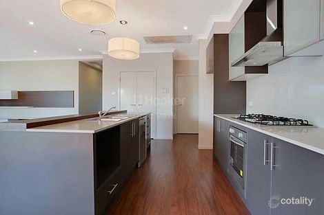 Property photo of 6 Bond Street Oran Park NSW 2570