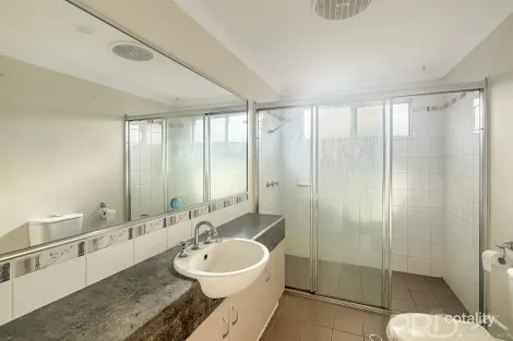 Property photo of 48 Brolga Meander Nickol WA 6714