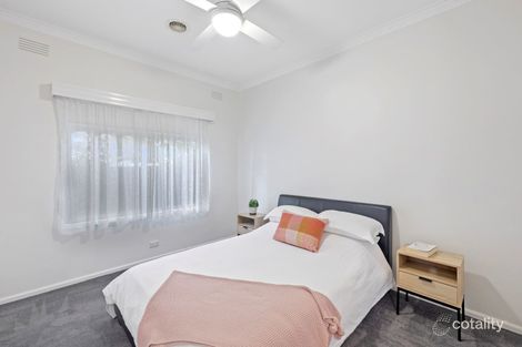 Property photo of 11 Bosquet Street White Hills VIC 3550