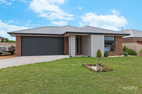 Property photo of 27 Coastal Court Portland VIC 3305