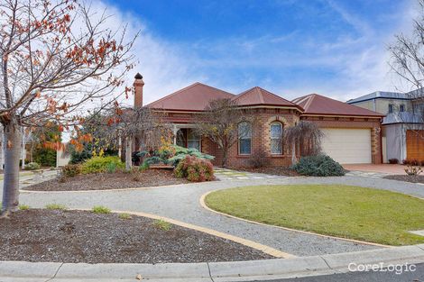 Property photo of 11 McPherson Place Werribee VIC 3030