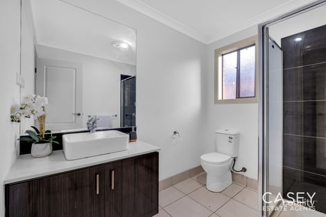 Property photo of 38 Genevieve Circuit Cranbourne East VIC 3977
