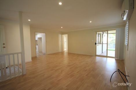 Property photo of 6 Hawthorn Place Mardi NSW 2259