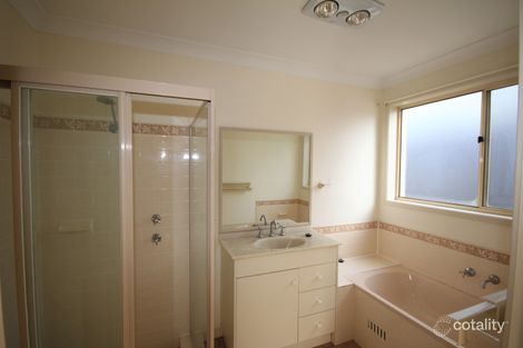 Property photo of 6 Hawthorn Place Mardi NSW 2259