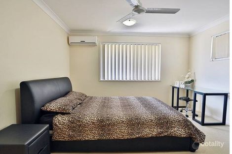 Property photo of 23 Toby Close Kallangur QLD 4503