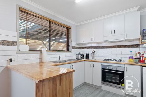 Property photo of 18 Hines Court Kangaroo Flat VIC 3555