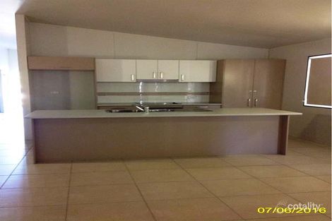 Property photo of 8 Graham Street Bluff QLD 4702