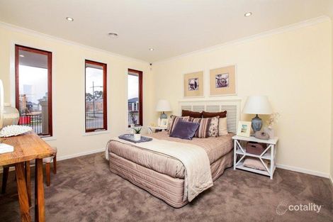 Property photo of 1733 Woodlea Boulevard Rockbank VIC 3335
