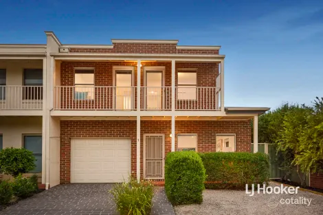 Property photo of 1/14 Mickleton Grove Point Cook VIC 3030