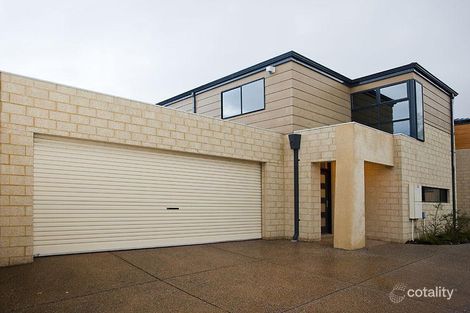 92b Ravenswood Dr, Nollamara, WA 6061