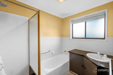 Property photo of 6 Ringwood Road Lauderdale TAS 7021