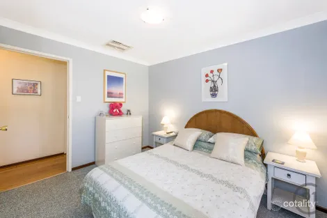 Property photo of 11 Caspar Road Madora Bay WA 6210